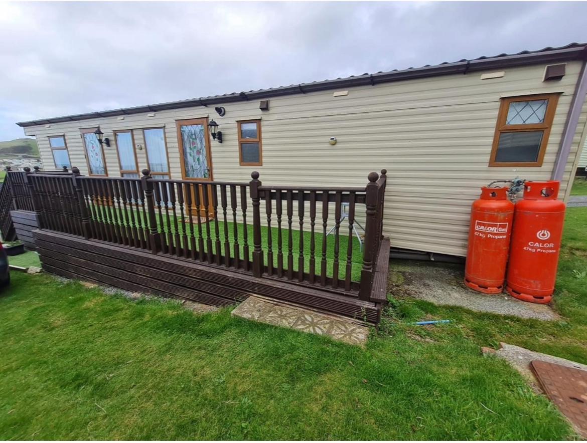 Spacious Luxury Escape With Sea Views And Pet Friendly At Clarach Bay Aberystwyth Exterior foto