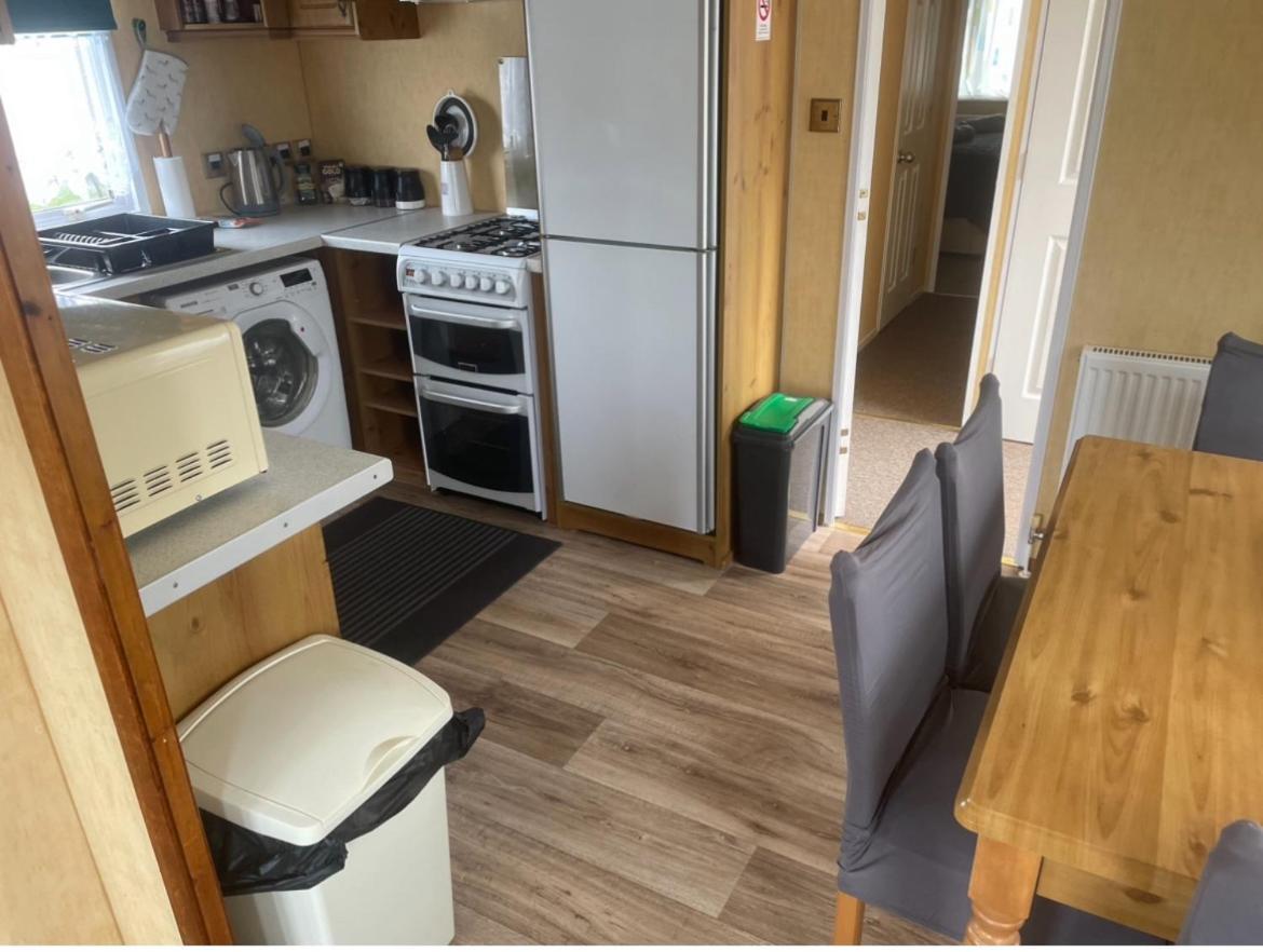 Spacious Luxury Escape With Sea Views And Pet Friendly At Clarach Bay Aberystwyth Exterior foto